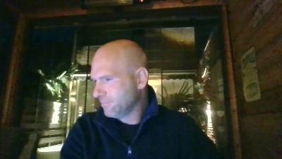 RobertDoof84 live cam on Cam4