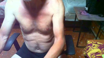 Roberto3102hot live cam on Cam4