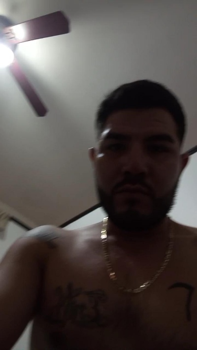 Roberto69hot live cam on Cam4