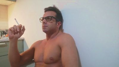 Robespierre_ho live cam on Cam4