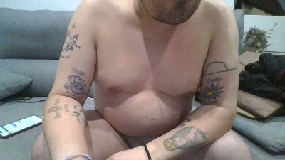 Robinhood5972 live cam on Cam4