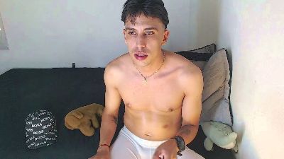 Robisson_zack live cam on Cam4