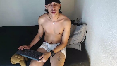 Robisson_zack live cam on Cam4