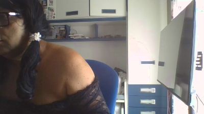 Roby973 live cam on Cam4