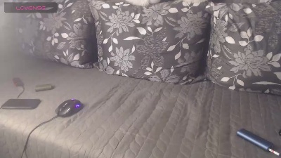 RobyHome live cam on Cam4