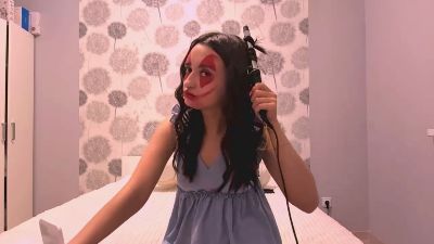 RobynSodachanh live cam on Cam4