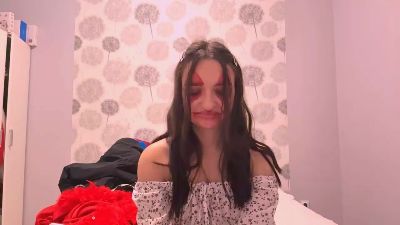 RobynSodachanh live cam on Cam4