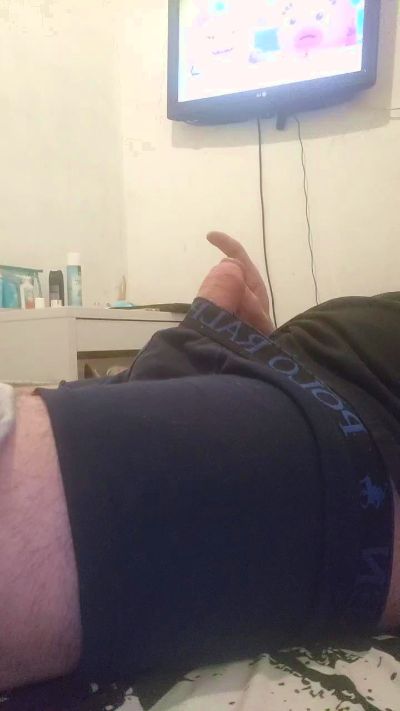 Rock890890 live cam on Cam4