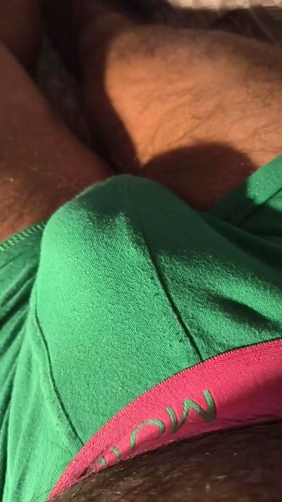 Rodrerick live cam on Cam4