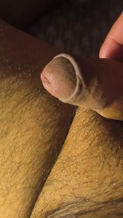 Rodrerick live cam on Cam4
