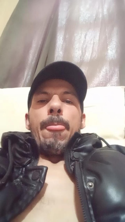 Rodrigo21CMGP live cam on Cam4