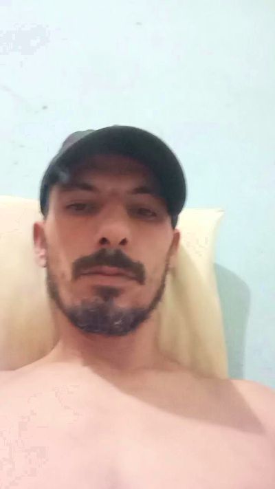 Rodrigo21CMGP live cam on Cam4