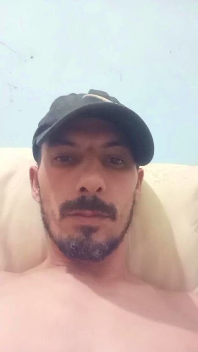 Rodrigo21CMGP live cam on Cam4