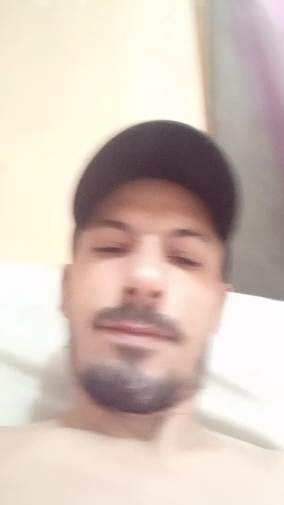 Rodrigo21CMGP live cam on Cam4
