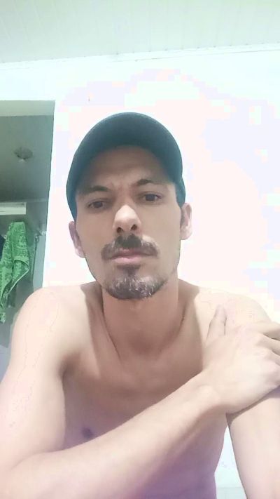 Rodrigo21CMGP live cam on Cam4