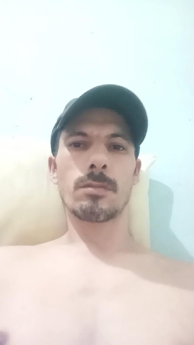 Rodrigo21CMGP live cam on Cam4