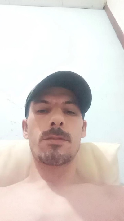 Rodrigo21CMGP live cam on Cam4
