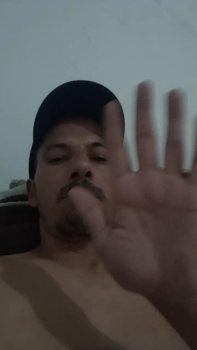 Rodrigo21CMGP live cam on Cam4