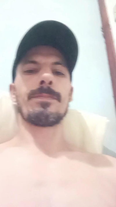 Rodrigo21CMGP live cam on Cam4