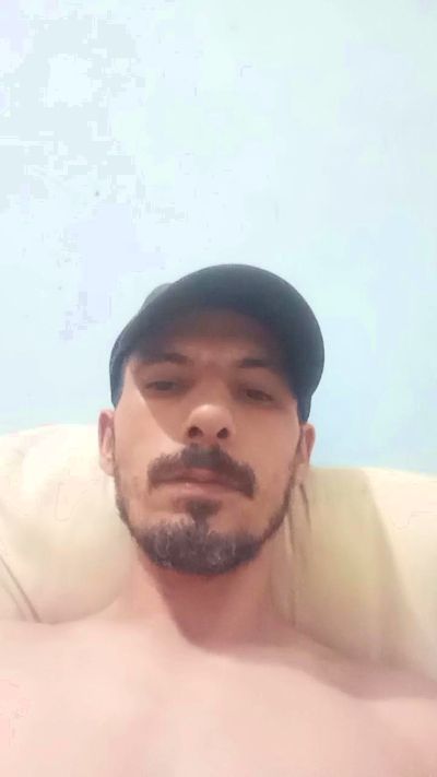 Rodrigo21CMGP live cam on Cam4