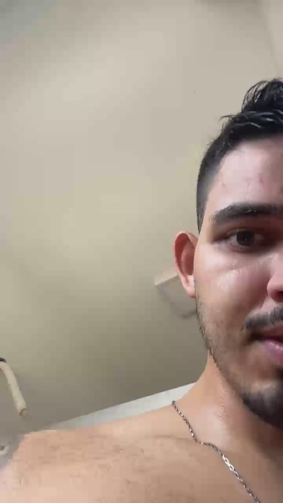 Rodrigo66 live cam on Cam4