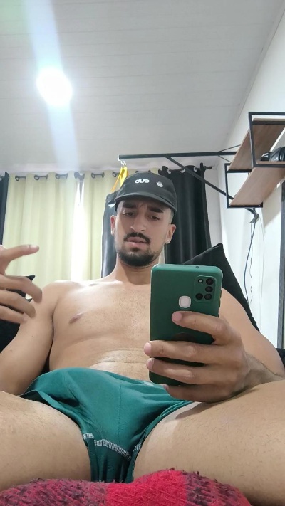 RodrigoBR live cam on Cam4