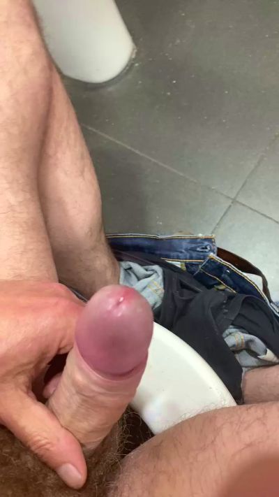 Rodrigoclxxx live cam on Cam4