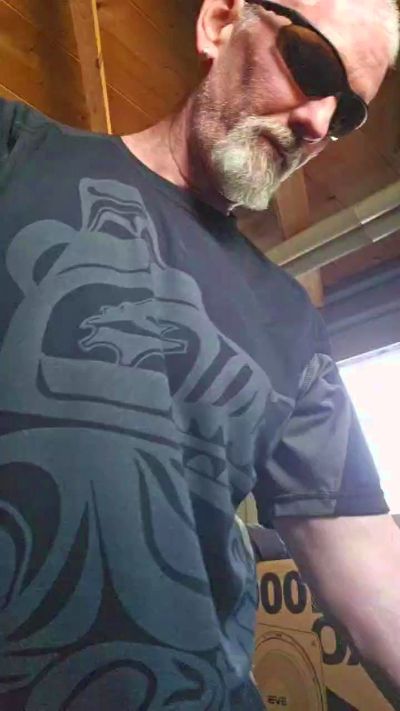 Roger202 live cam on Cam4
