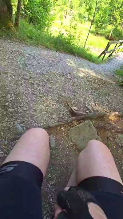 Roger202 live cam on Cam4