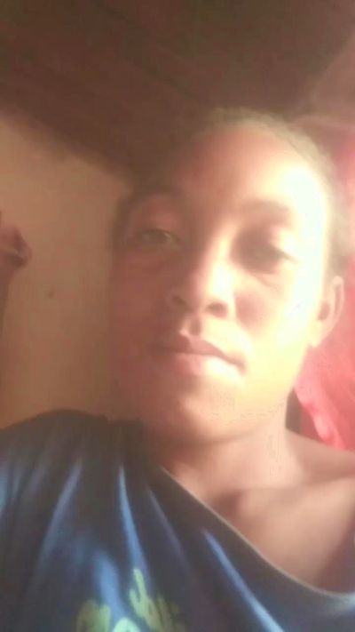 Roginah live cam on Cam4
