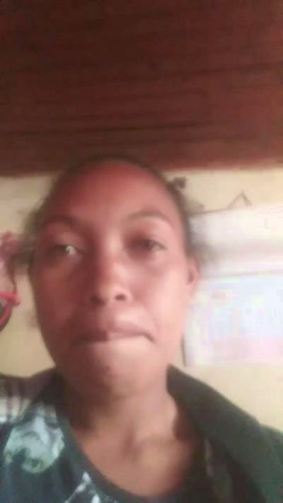 Roginah live cam on Cam4