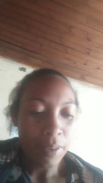 Roginah live cam on Cam4