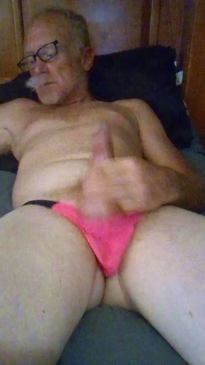Roguard live cam on Cam4
