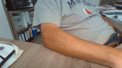 Rola311 live cam on Cam4