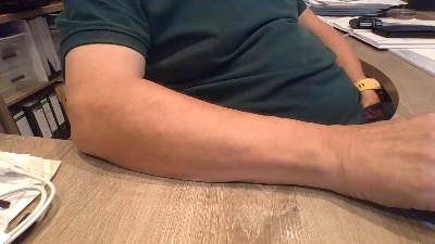 Rola311 live cam on Cam4