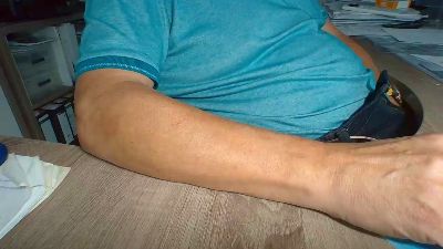 Rola311 live cam on Cam4