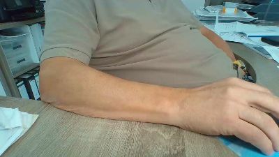 Rola311 live cam on Cam4
