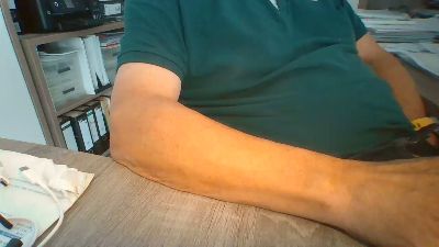 Rola311 live cam on Cam4