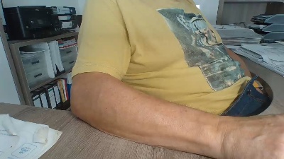 Rola311 live cam on Cam4