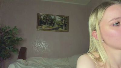 RolandeBaseler live cam on Cam4