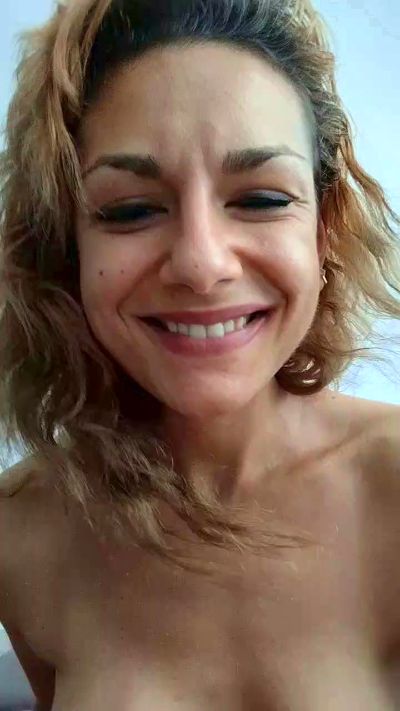 RomaDea live cam on Cam4