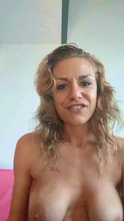 RomaDea live cam on Cam4