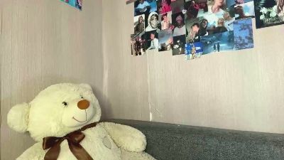 RomaMirzadeh live cam on Cam4
