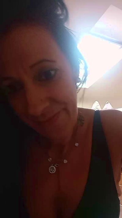 Romanticlady live cam on Cam4