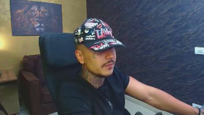 RomeoBoodhi live cam on Cam4