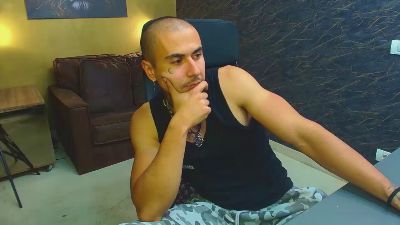 RomeoBoodhi live cam on Cam4