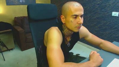 RomeoBoodhi live cam on Cam4
