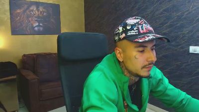 RomeoBoodhi live cam on Cam4