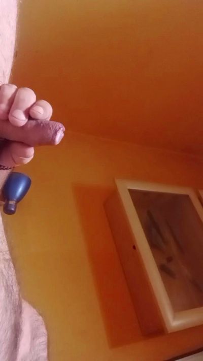 Ron69v live cam on Cam4