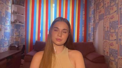 RonaQuaye live cam on Cam4
